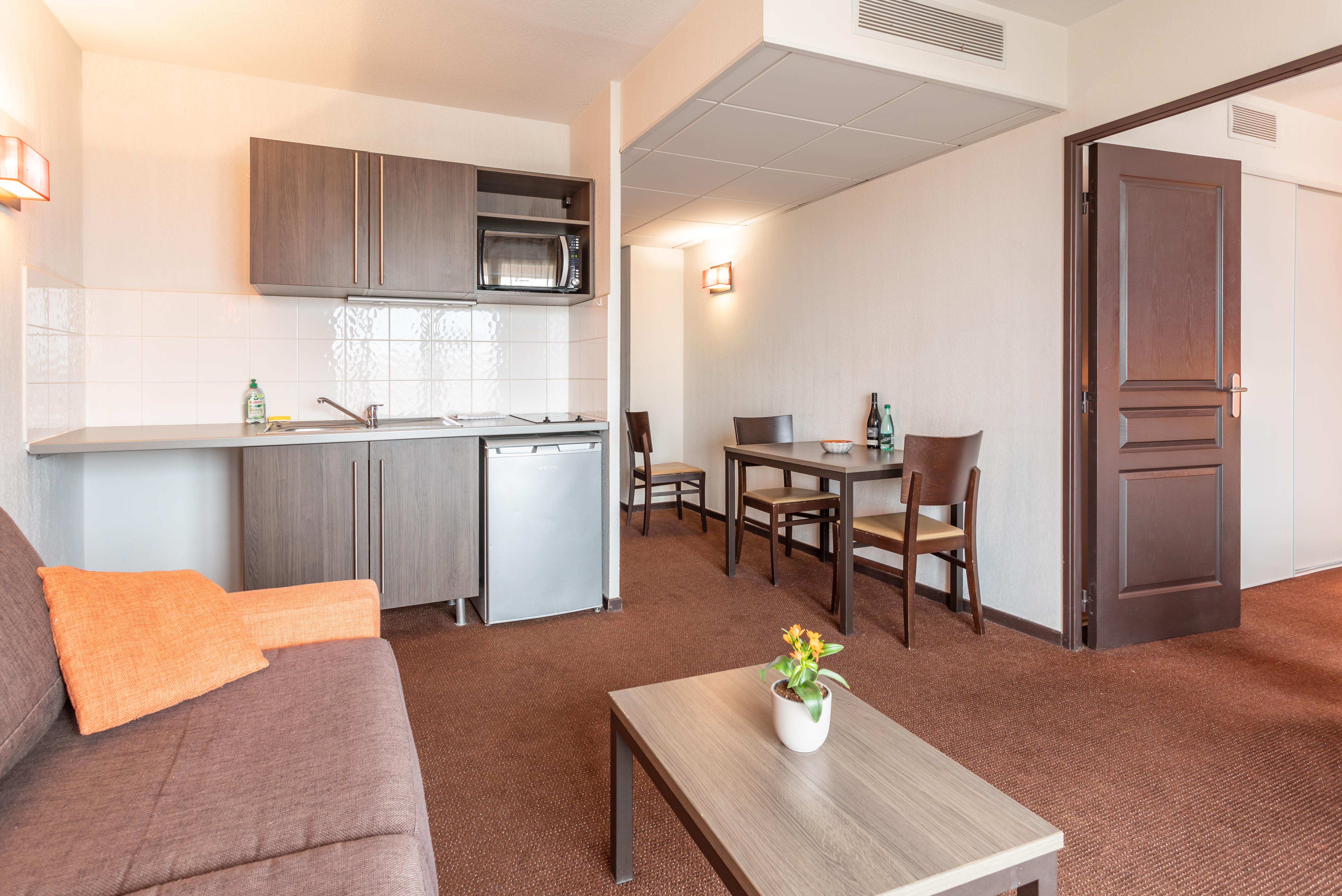 Comfort Aparthotel Nimes Centre Eksteriør bilde