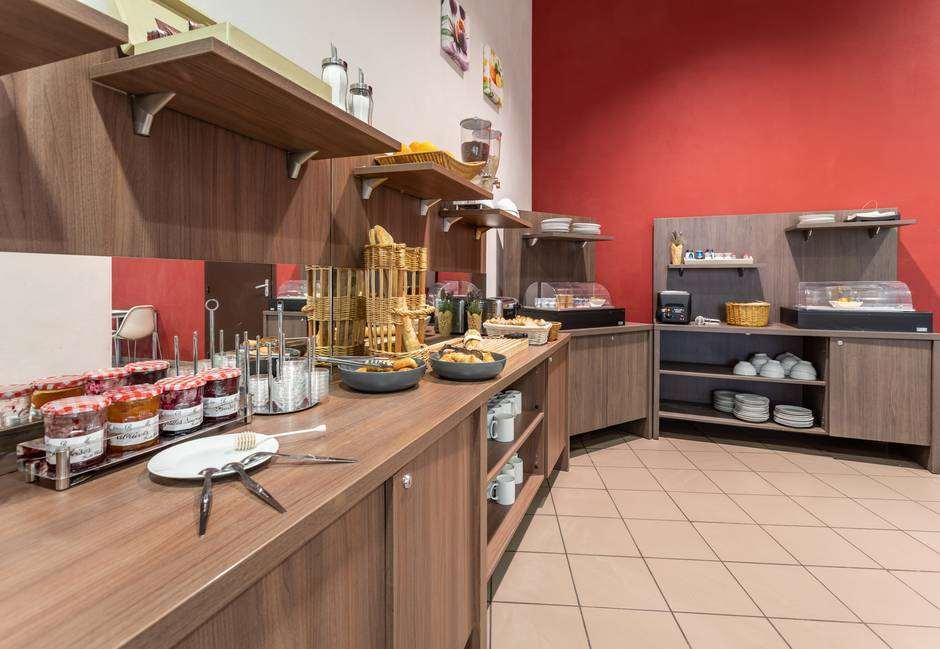 Comfort Aparthotel Nimes Centre Restaurant bilde